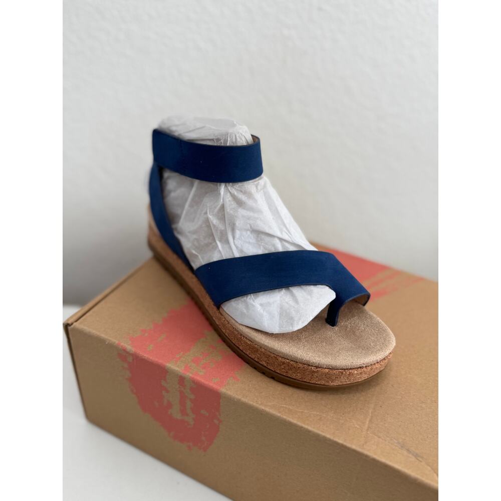 NIB Women's SOUL Naturalizer Women's Divina Sandal Blue Strap Summer  6.5 - Picture 2 of 11